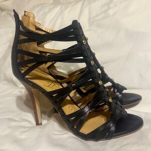 Ivanka Trump itmani size:5m Black Leather strapy heels
